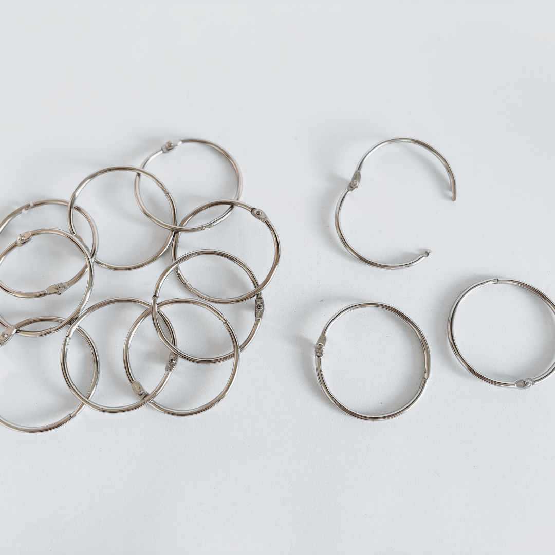 Loose Metal Rings – 10 Pieces (5.5cm) | Open-Ended Loose Parts for Play
